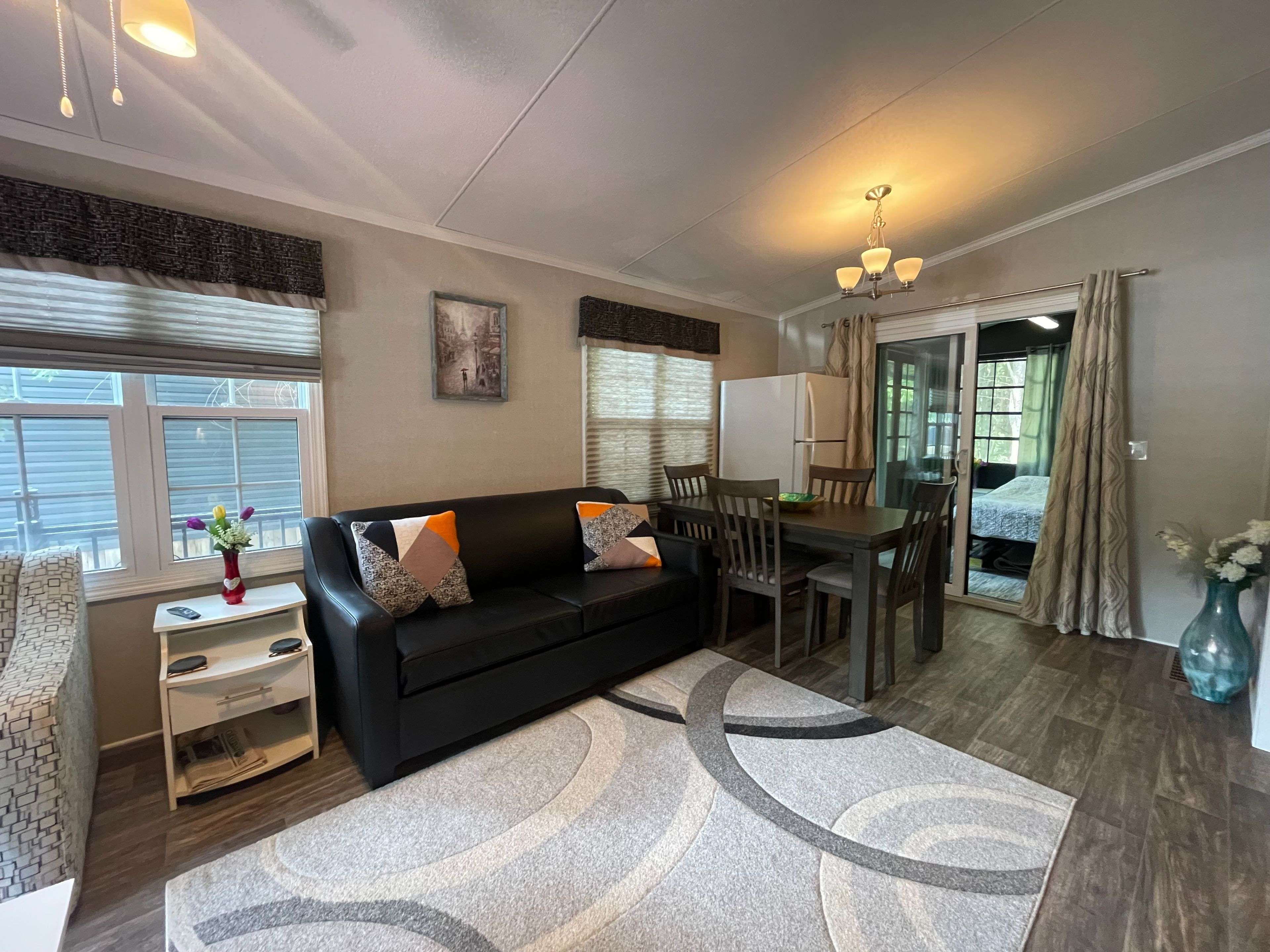 1082 Shamrock Marina RD ##220, Gravenhurst, ON P0E 1N0