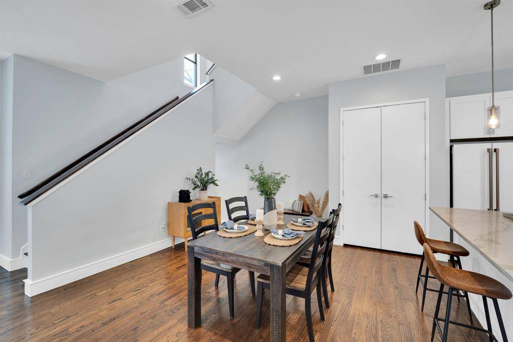 2119 Albany Street, Dallas, TX 75201