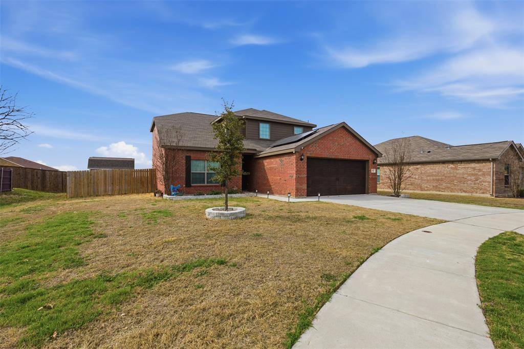 112 Saloon Cove E, Newark, TX 76071