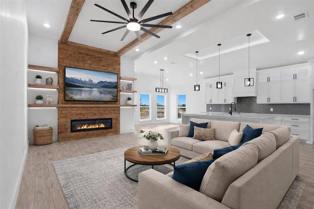 101 Lawson Avenue, Mabank, TX 75147