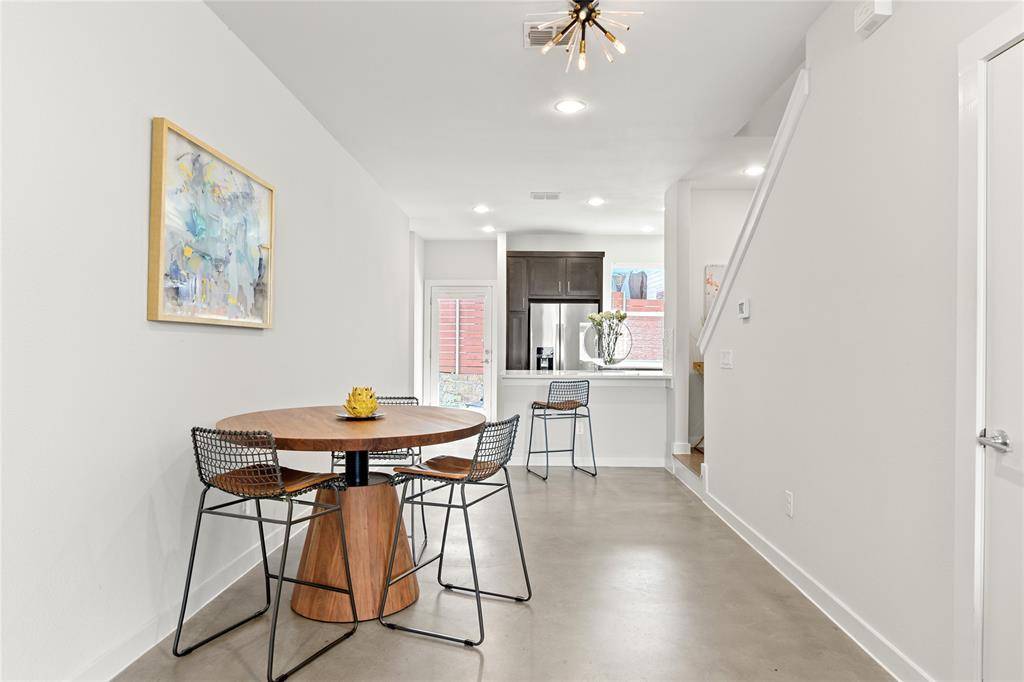 1228 Clifftop Lane, Dallas, TX 75208