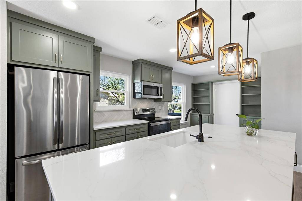 306 Amoret Circle, Anna, TX 75409