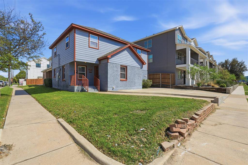 3201 McCart Avenue, Fort Worth, TX 76110