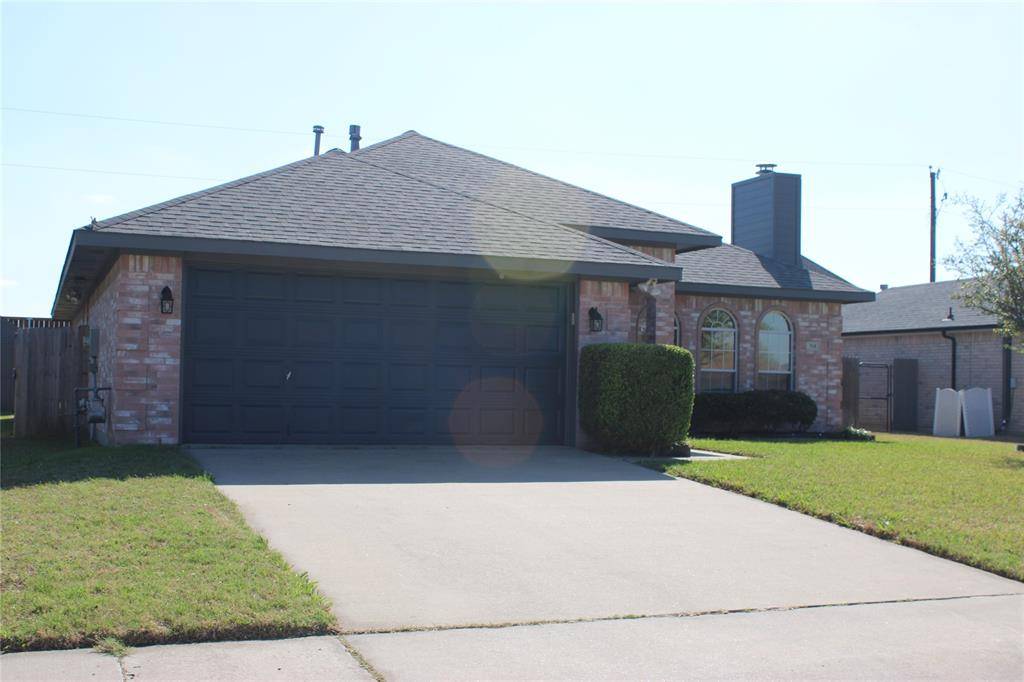 518 Morningside Court, Midlothian, TX 76065