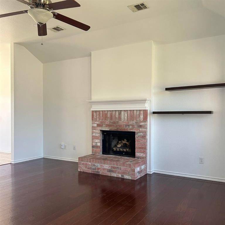 518 Morningside Court, Midlothian, TX 76065