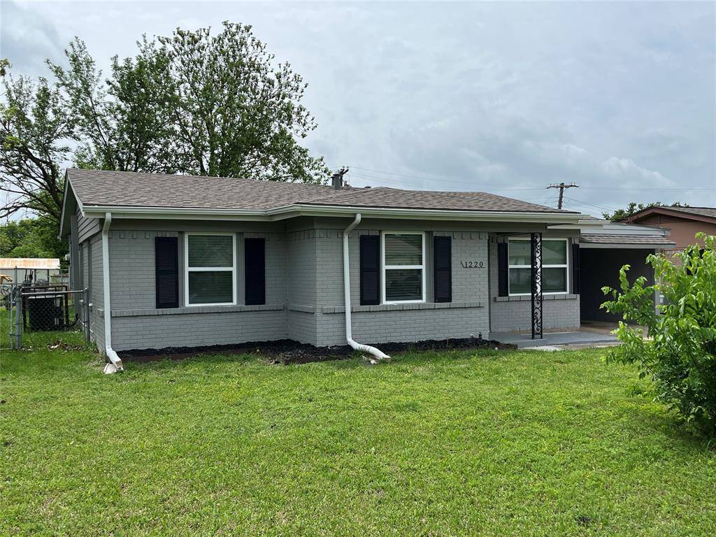 1220 Chapman Drive, Mesquite, TX 75149