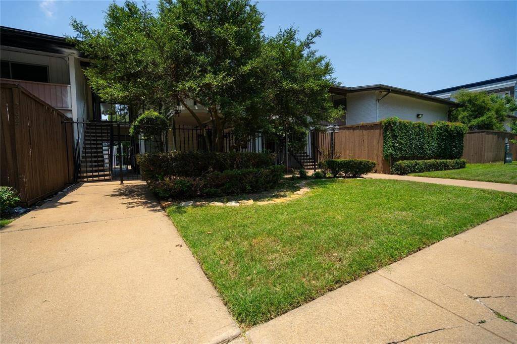 2627 Douglas Avenue #216, Dallas, TX 75219