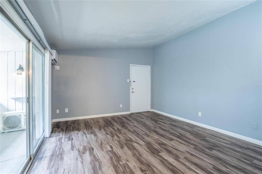 2627 Douglas Avenue #216, Dallas, TX 75219