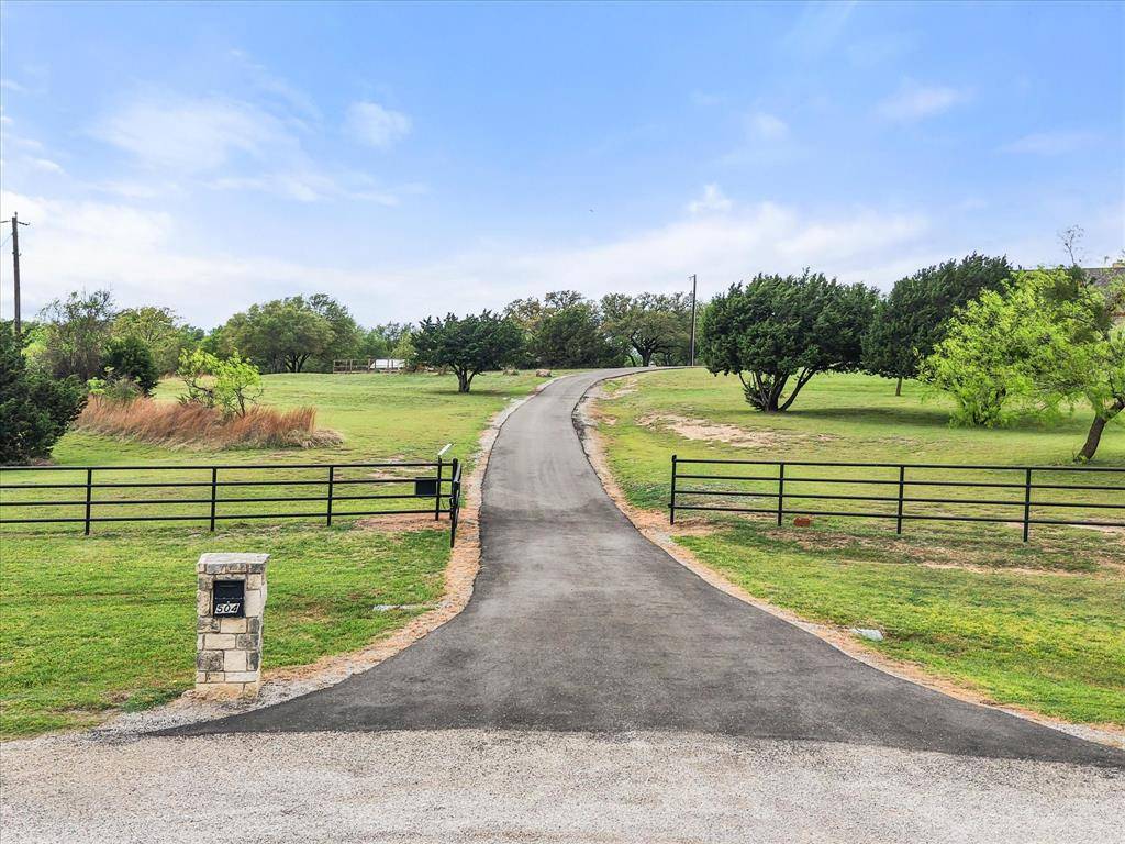 504 Sandpiper Drive, Weatherford, TX 76088