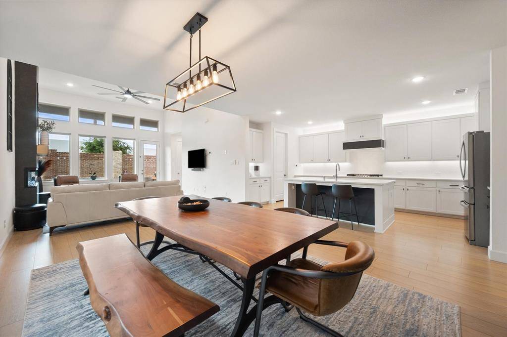 208 Scottish Way, Mansfield, TX 76063