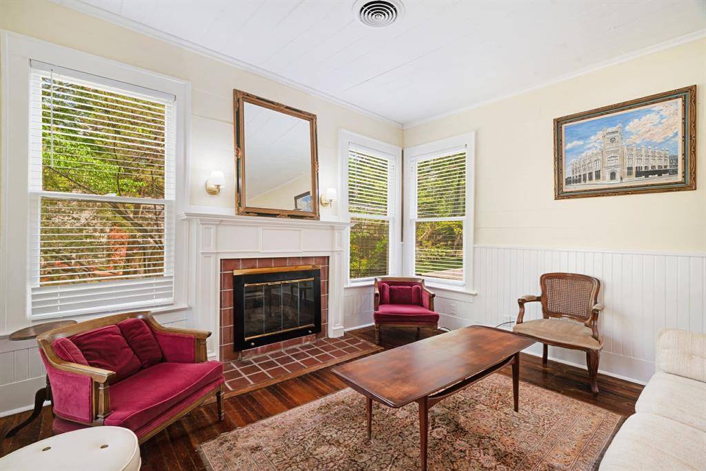 2240 Hubbard, Paris, TX 75460