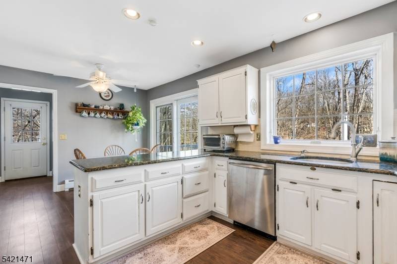 2237 Brookside Dr, Bridgewater Twp., NJ 08836