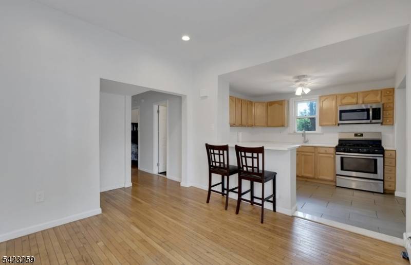 106 Broughton Ave, Bloomfield Twp., NJ 07003