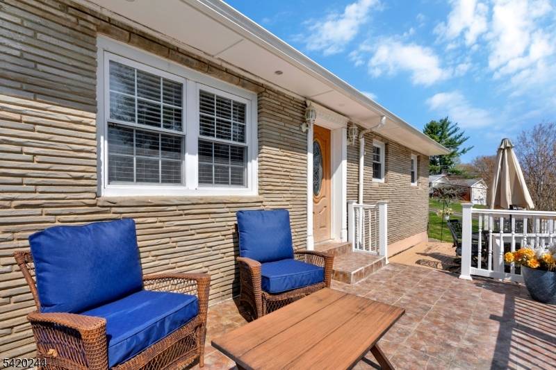 123 Thatchers Hill Rd, Raritan Twp., NJ 08822