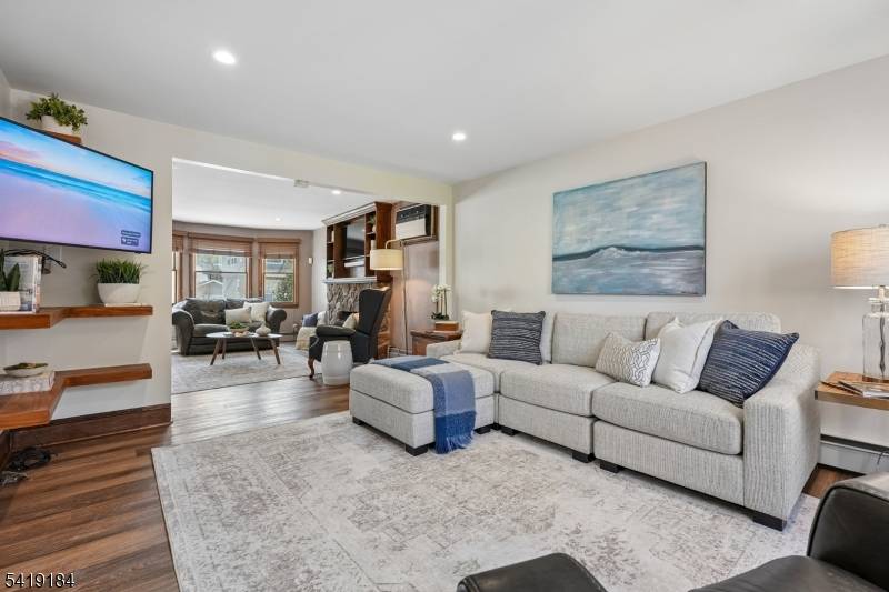 325 Manor Ave, Cranford Twp., NJ 07016