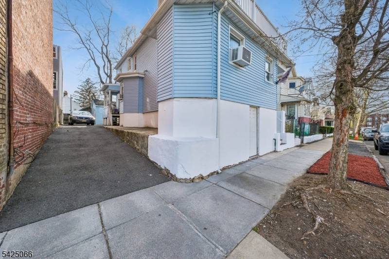 416 Frankfort St, City Of Orange Twp., NJ 07050