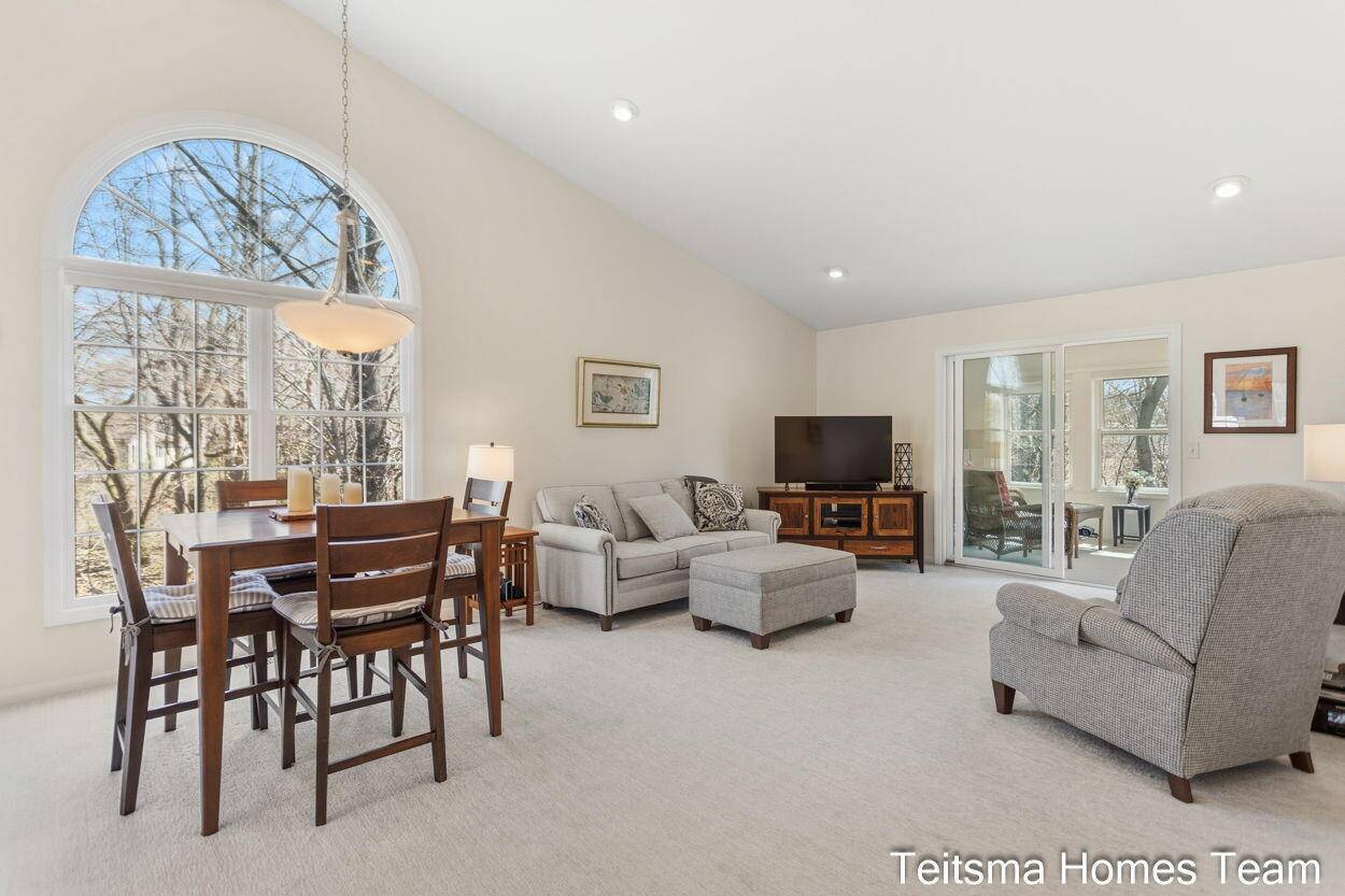 1546 Beechtree Commons, Grand Haven City, MI 49417