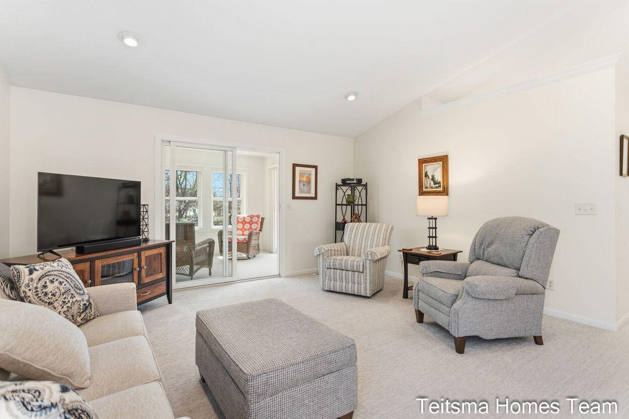 1546 Beechtree Commons, Grand Haven City, MI 49417