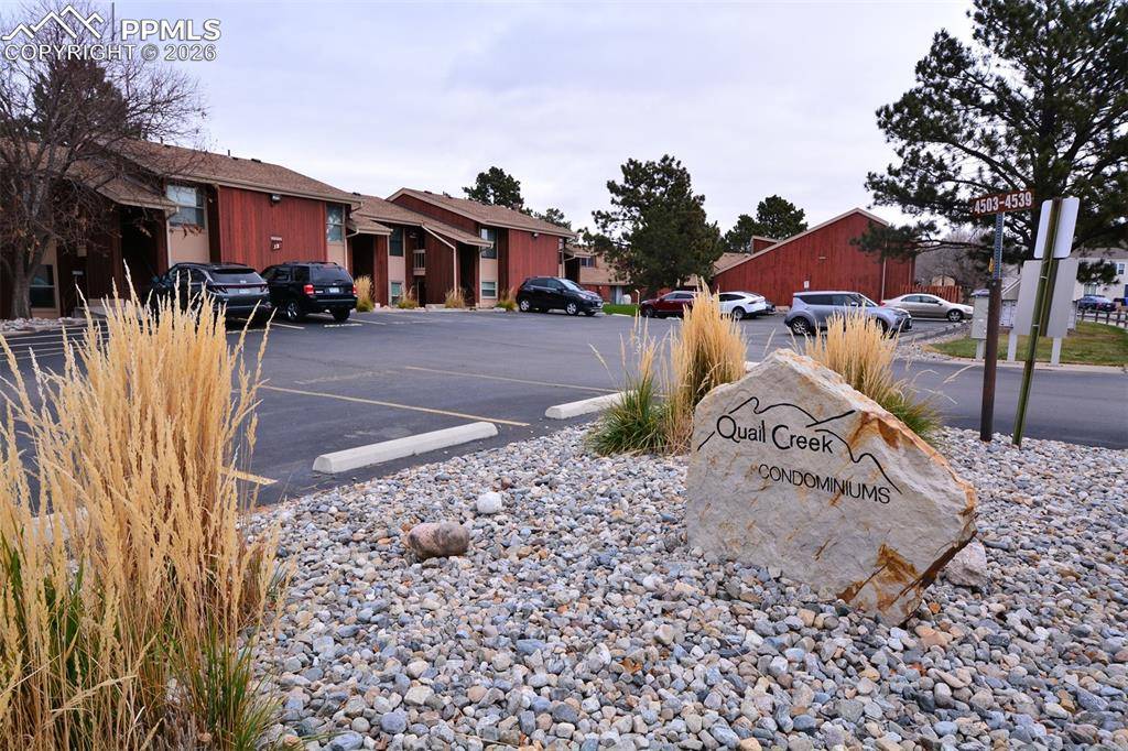 4521 N Carefree CIR #A, Colorado Springs, CO 80917