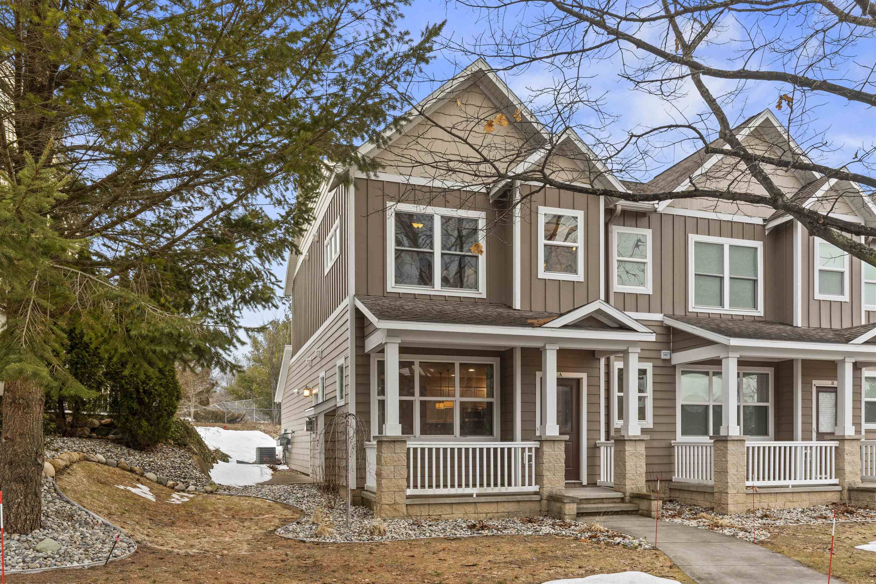 10617 Waterford ST, Traverse City, MI 49684