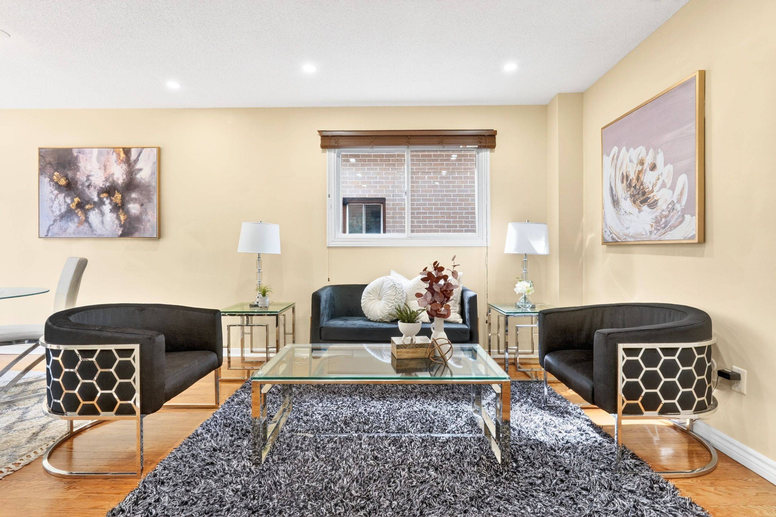 129 Radford DR, Ajax, ON L1T 2C3