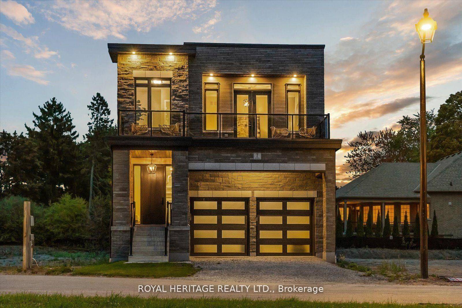 7 Inverlynn WAY, Whitby, ON L1N 2S6