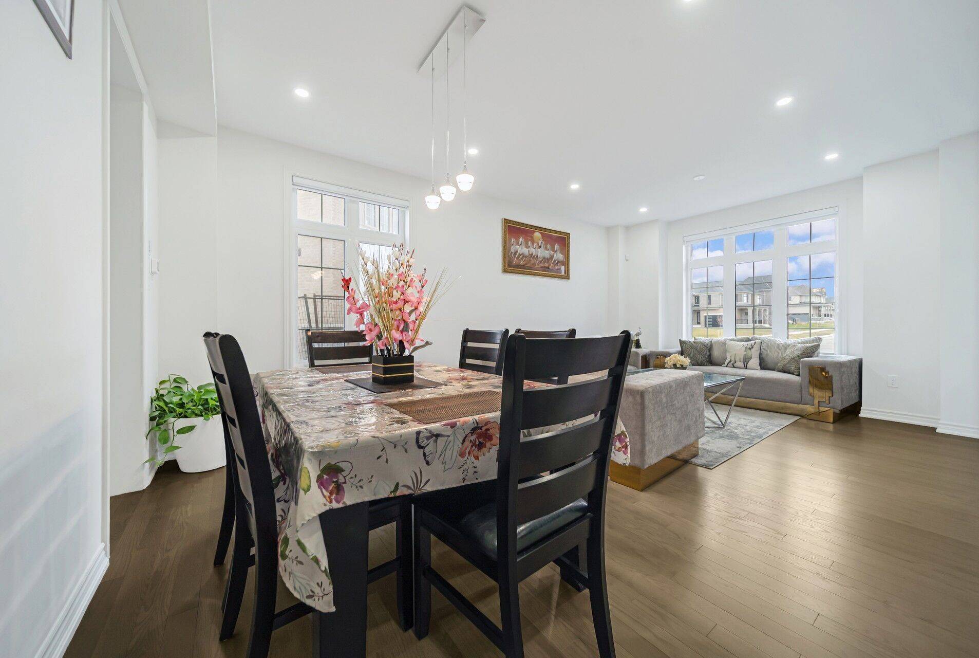 4 Elderberry WAY, Adjala-tosorontio, ON L0G 1W0