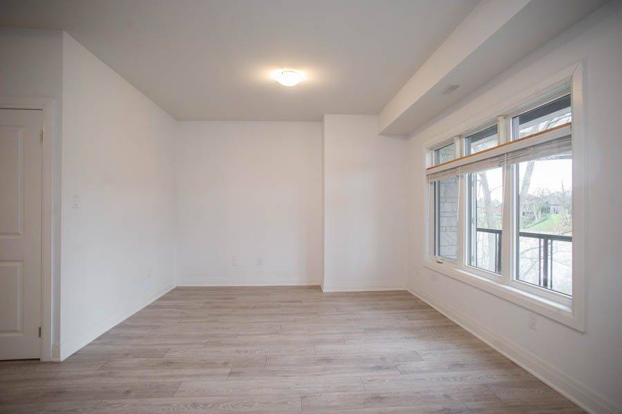 2 Willow ST #11, Brant, ON N3L 0C6