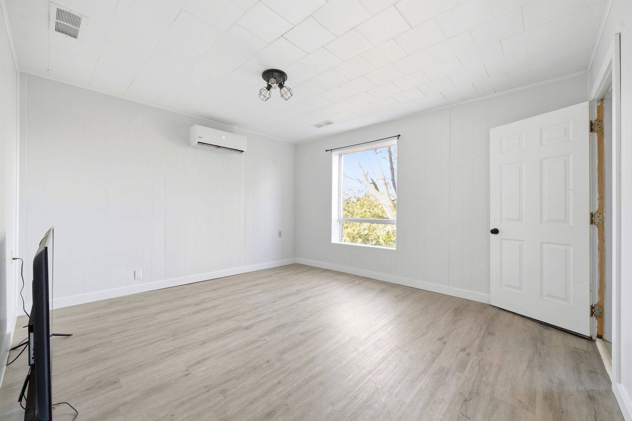 2039 Victoria ST, Howick, ON N0G 1X0