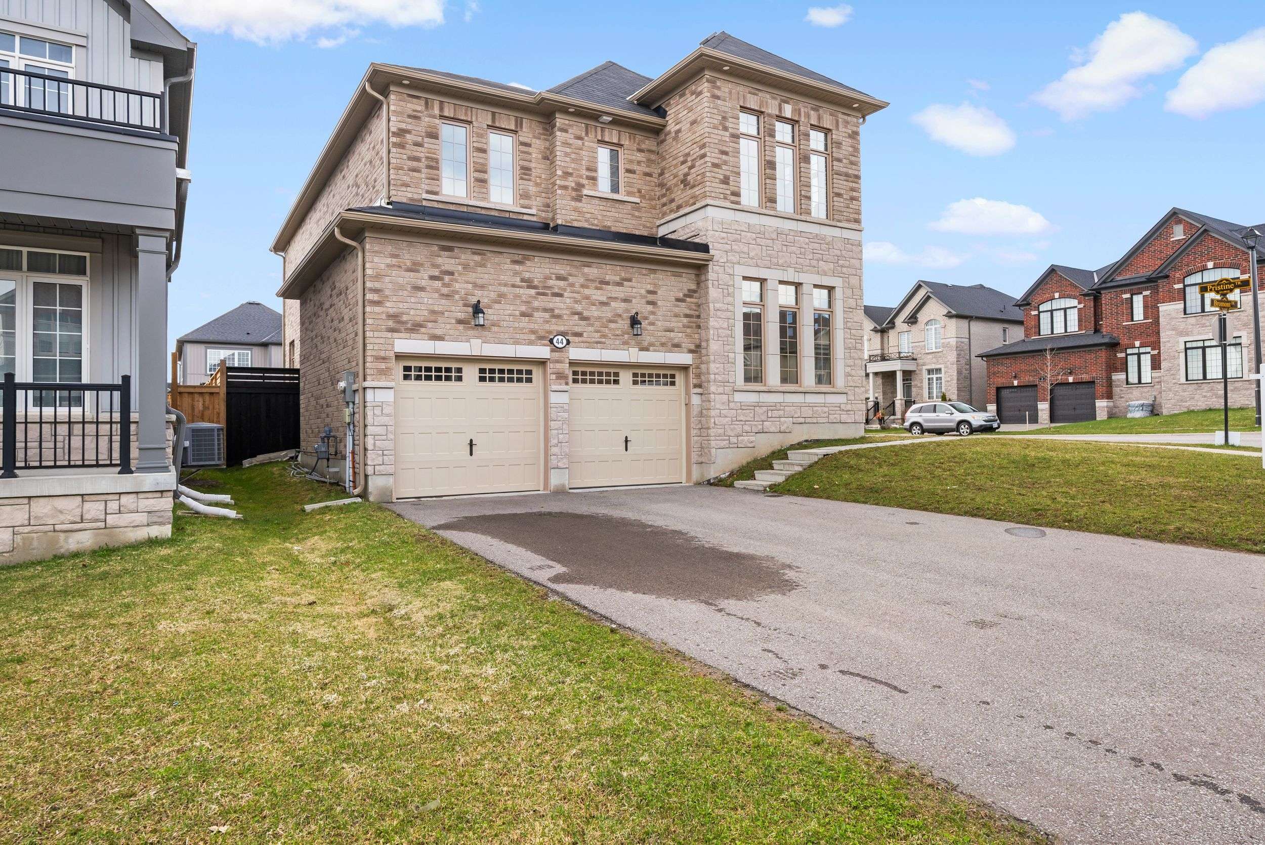 44 Bromont DR, Cavan Monaghan, ON L0A 1G0