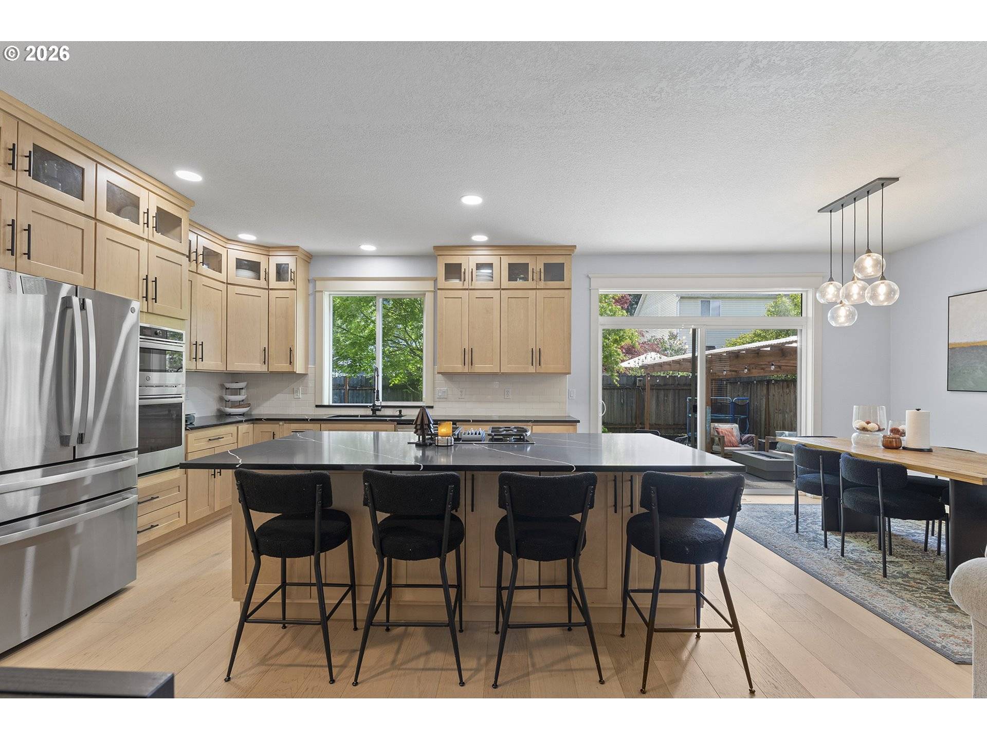 19998 MOSSY MEADOWS AVE, Oregon City, OR 97045