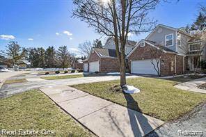 1137 Fairways BLVD, Troy, MI 48085