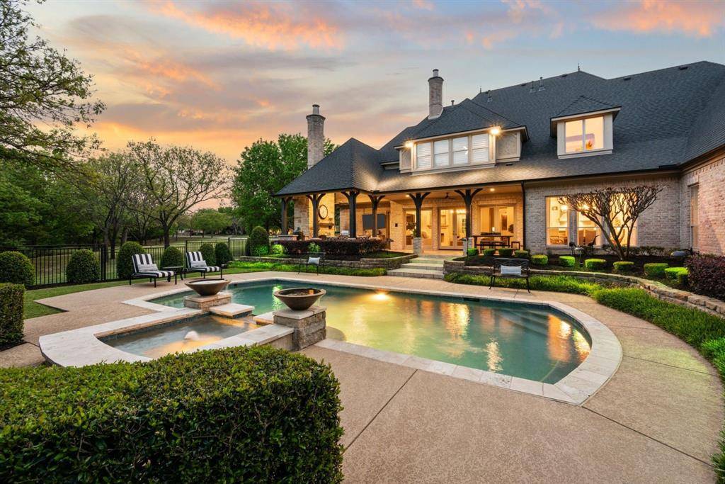 6801 Westmont Drive, Colleyville, TX 76034