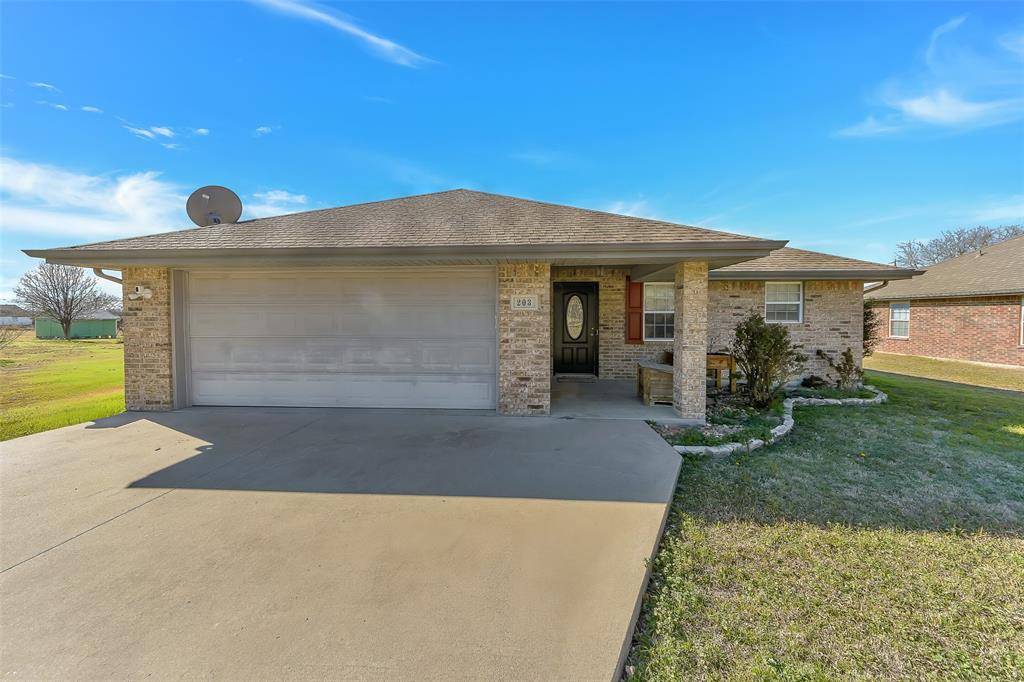 203 N Church Street, Blue Ridge, TX 75424