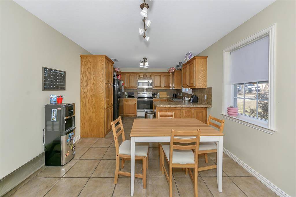 203 N Church Street, Blue Ridge, TX 75424