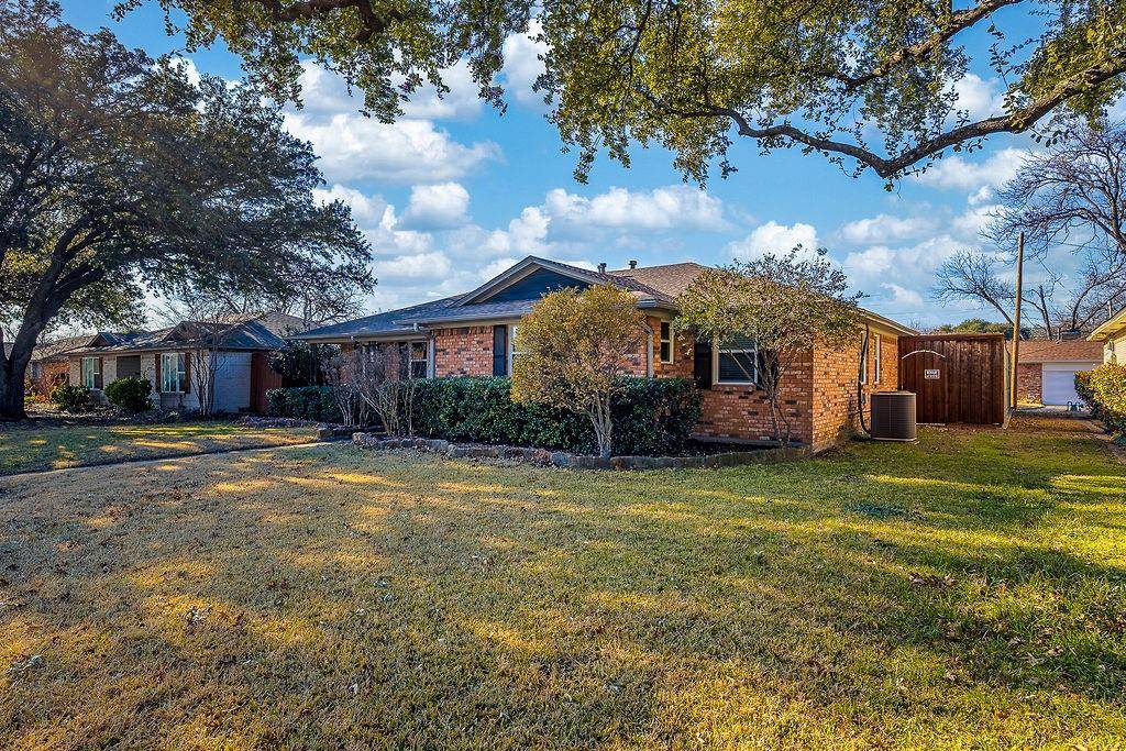 8415 Hunnicut Road, Dallas, TX 75228