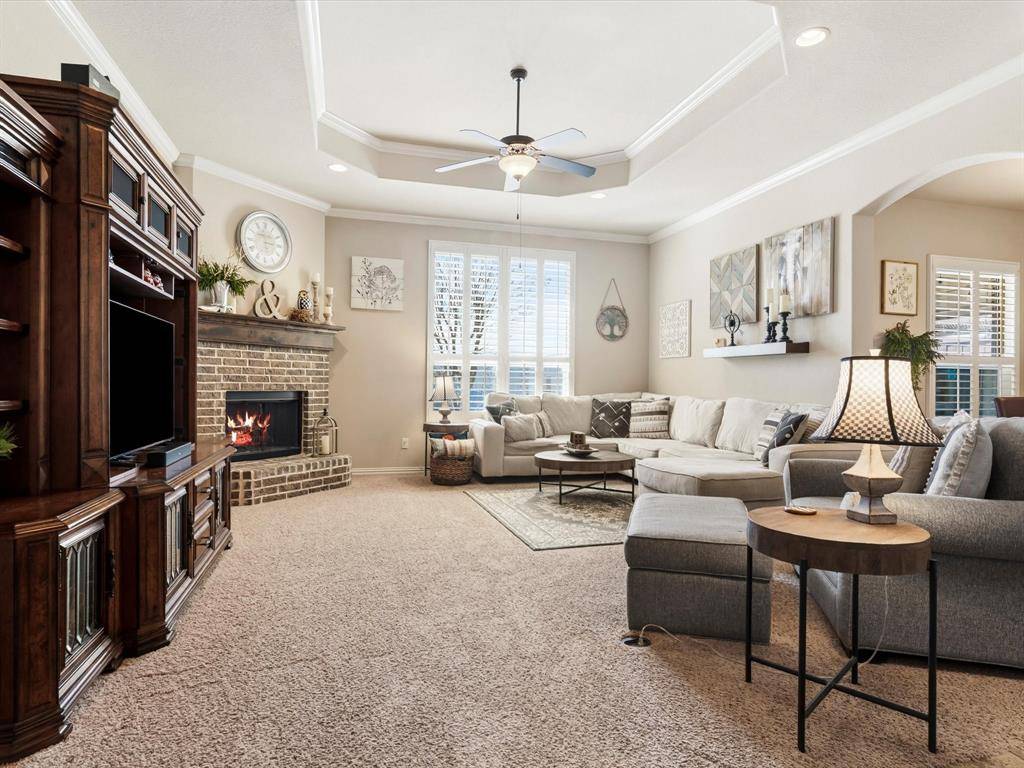 6905 Fools Gold Drive, Fort Worth, TX 76179