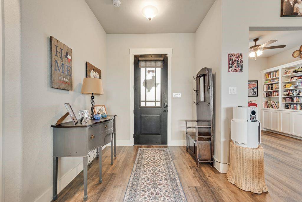 7717 Murcia Drive, Fort Worth, TX 76123