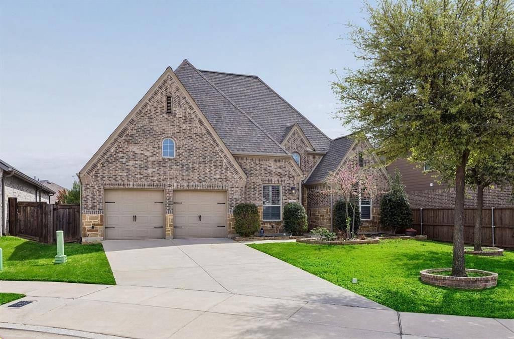 9708 Rexford Drive, Fort Worth, TX 76131