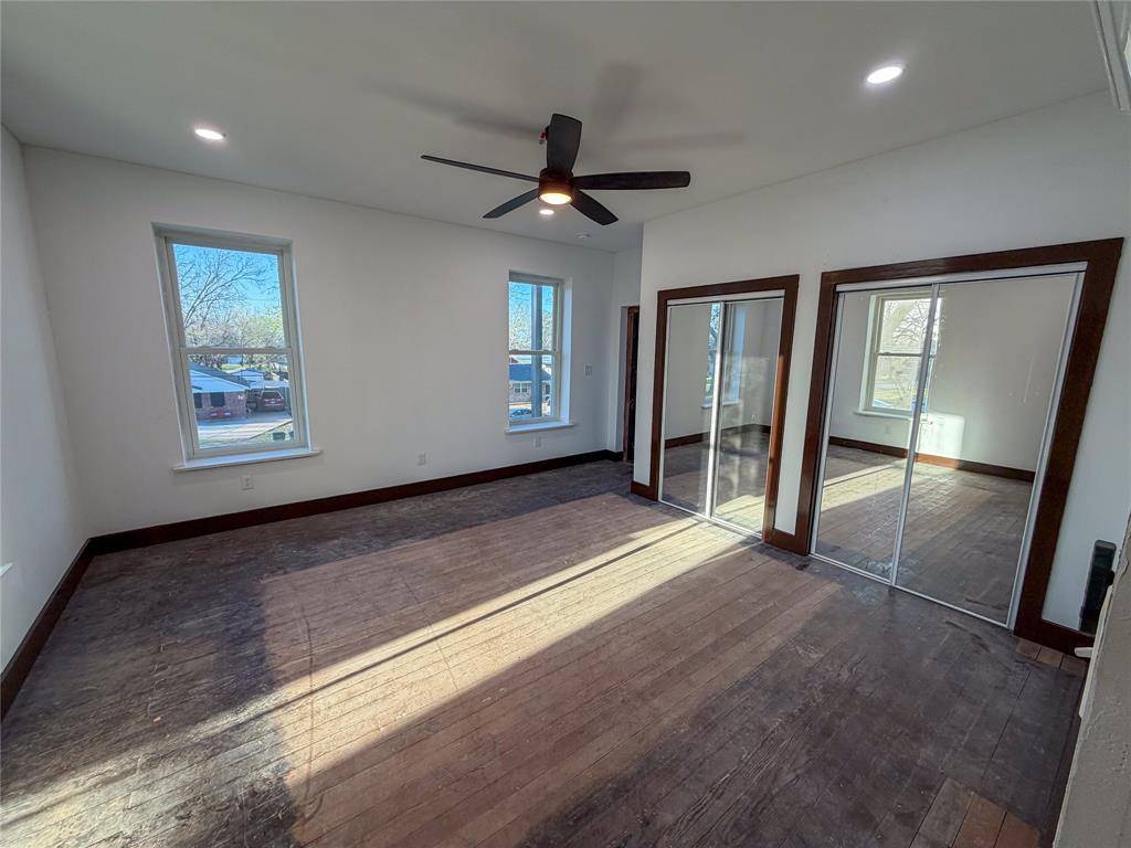 107 E Stone Street #B, Collinsville, TX 76233