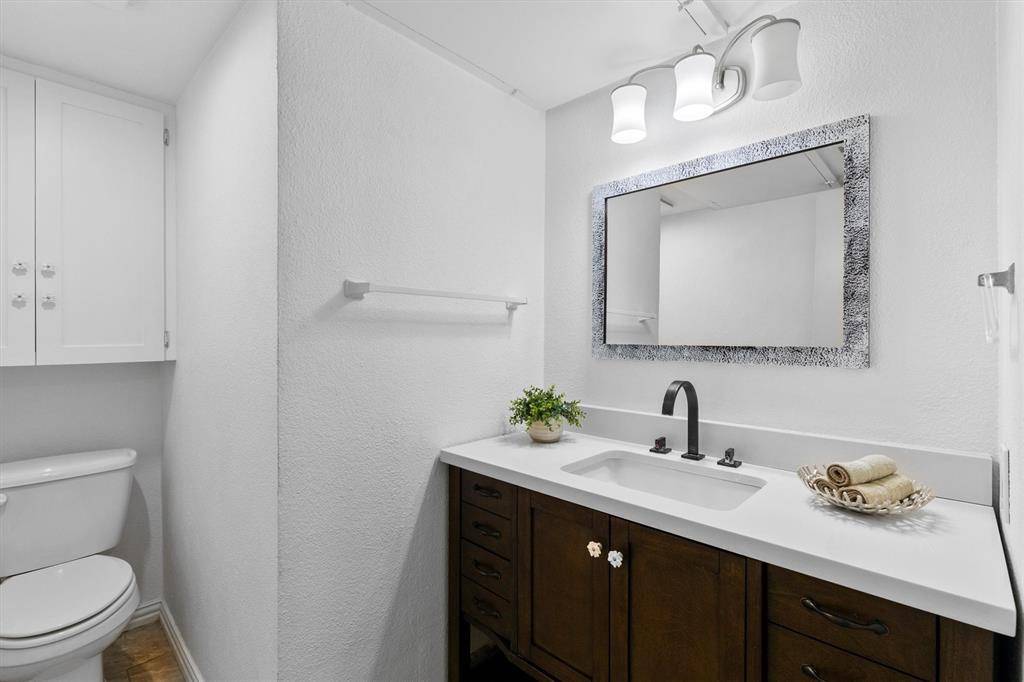 10530 Stone Canyon Road #107, Dallas, TX 75230