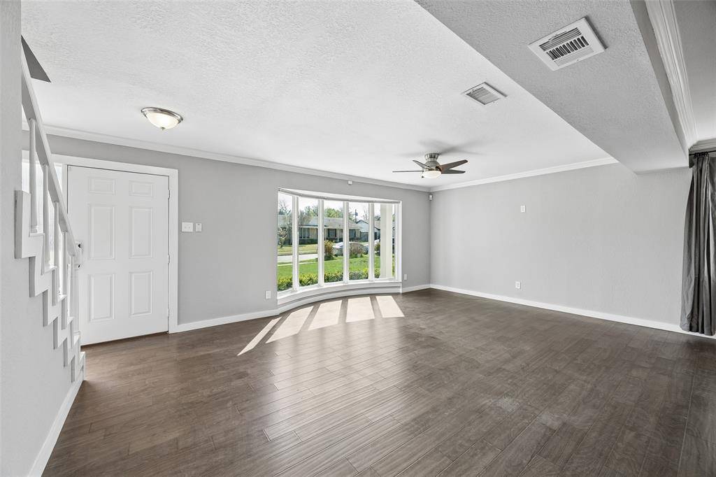 2623 Heatherwood Drive, Dallas, TX 75228