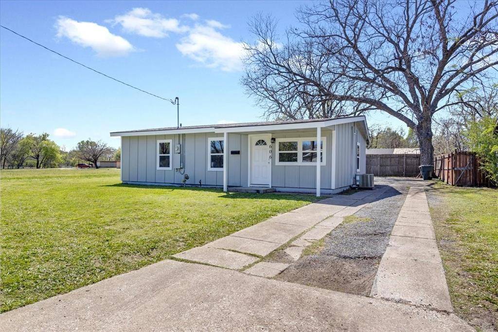 606 S Contemporary Drive, Sherman, TX 75092