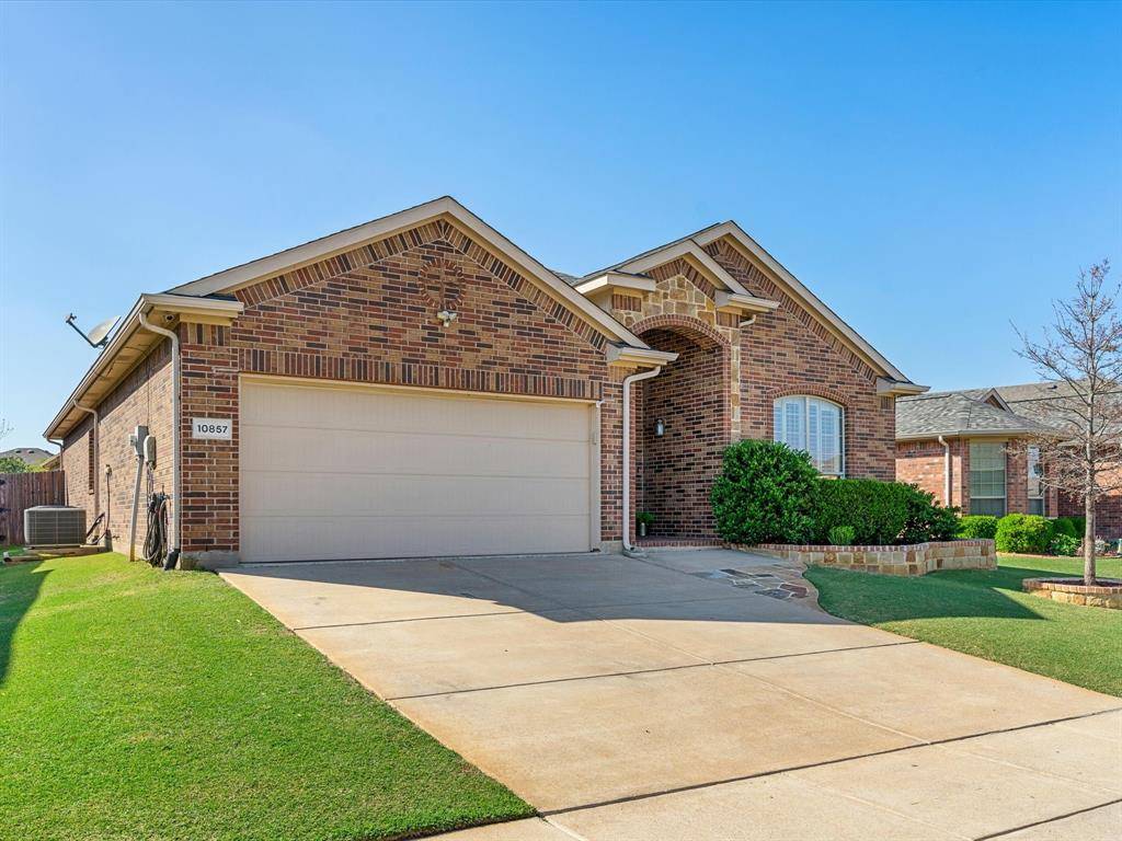 10857 Irish Glen Trail, Fort Worth, TX 76052