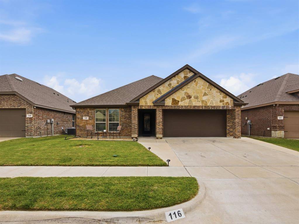 116 Arborside Drive, Waxahachie, TX 75165