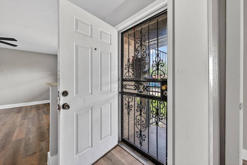 1528 Wagon Wheels Trail, Dallas, TX 75241