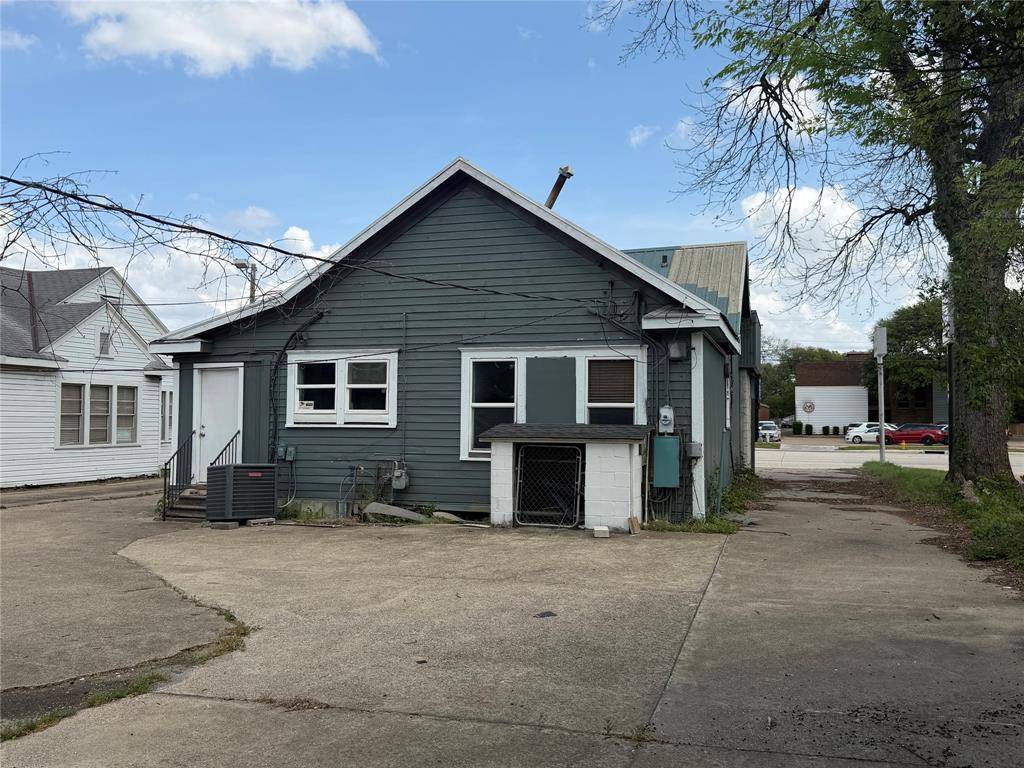 3330 Youree Drive, Shreveport, LA 71105