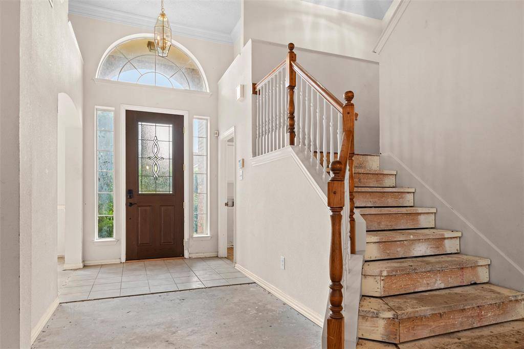 5724 Chelmsford Trail, Arlington, TX 76018