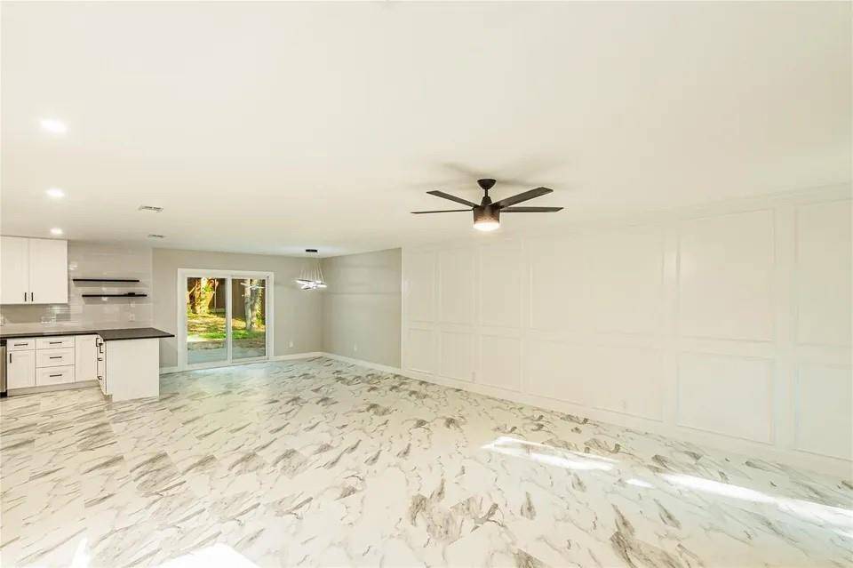 4112 Barnsley Court, Arlington, TX 76016