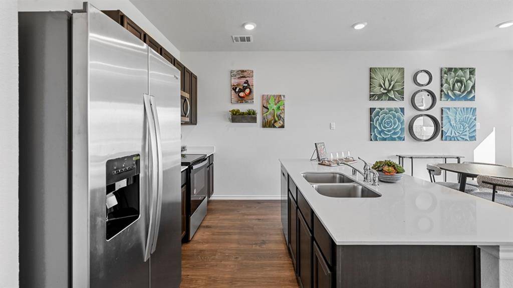 4379 Jewelry Street, Crandall, TX 75114